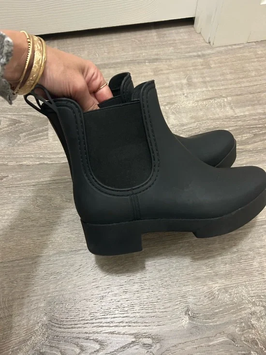 Jeffrey Campbell Black Chelsea Rain Ankle Boots Matte faux vegan leather 38 7.5 - Picture 8 of 14